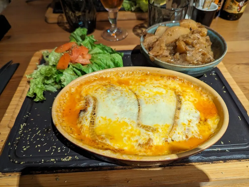 Escalope de Veau À L'ajacienne